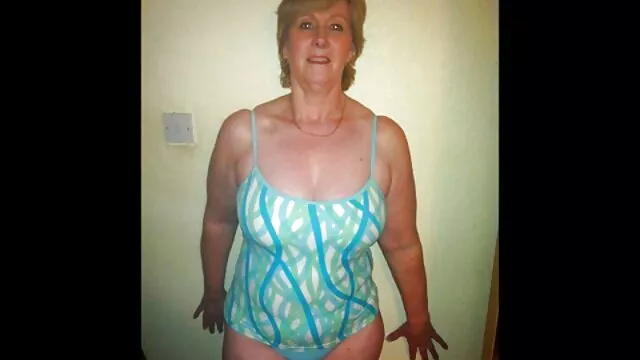 Sexy Jamie aime te film xxl anal taquiner avec son corps