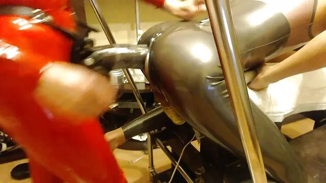 La blonde caresse film erotique anal sa chatte humide