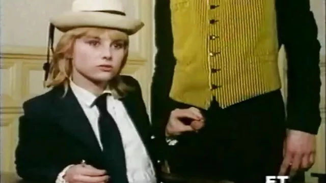 Jolie film xxl anal fille asiatique se fait baiser par deux niggas chauds