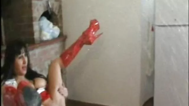 Superbe blonde et anal violent porn une foule d'hommes excités