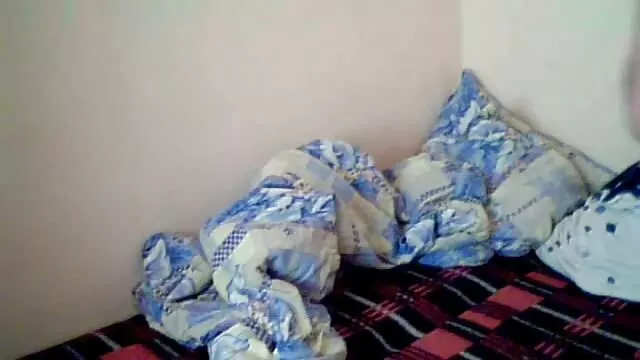 Le frère aîné de son mari a mis une jeune film porno anal français brune en anal serré