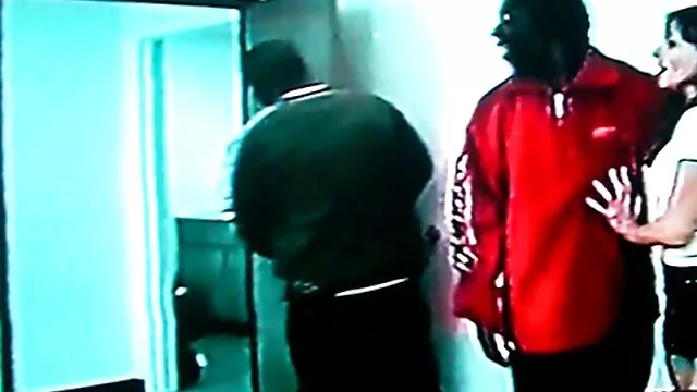 Charley film xx anal Chase se prend une énorme levrette