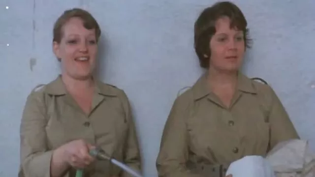 Exhibitionnistes baisent dans un parking pour camions anal xxx fr