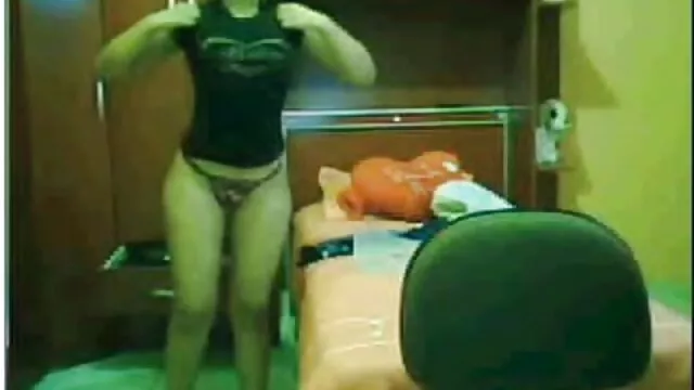 Les film erotique anal gars durs ont une orgie