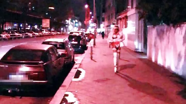 De jolies femmes allemandes anal sex gratuit s'amusent dans la nature