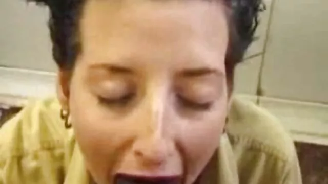 Salope lubrique assise dans une grande bouteille film porno anal français gratuit